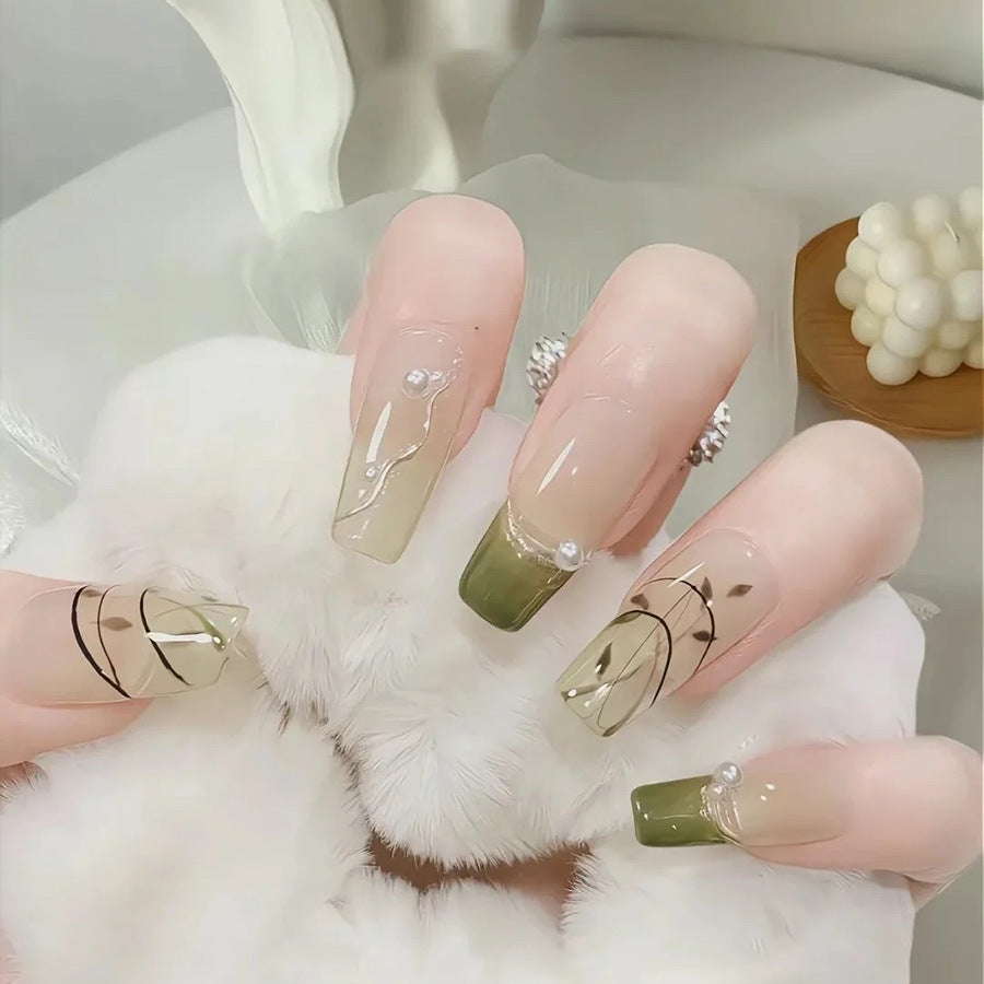 Fresh and atmospheric manicure segmented detachable wearable nails